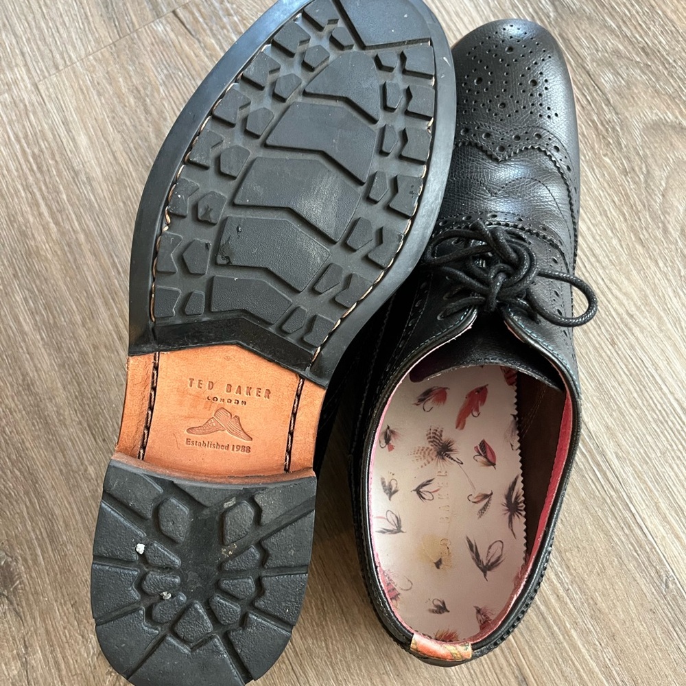 Men’s Ted Baker London Wing Tip Shoes size 8 - Picture 8 of 9